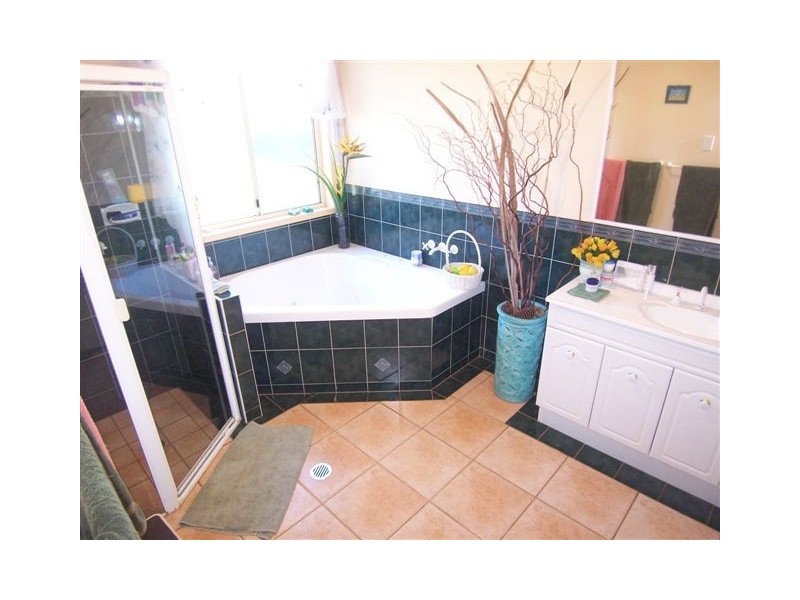 46 Diosma Drive, Highfields QLD 4352