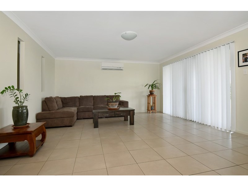 41 Honeyeater Drive, Highfields QLD 4352