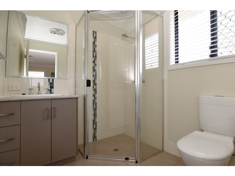 41 Honeyeater Drive, Highfields QLD 4352