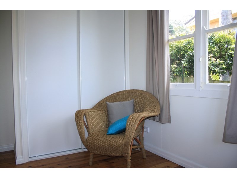 54b North Street, Mount Lofty QLD 4350
