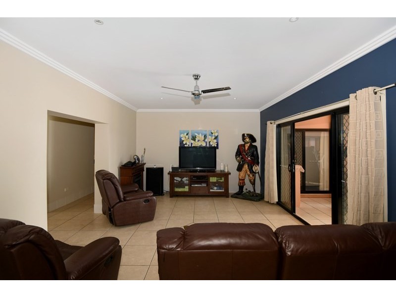 14 Charmaine Court, Highfields QLD 4352