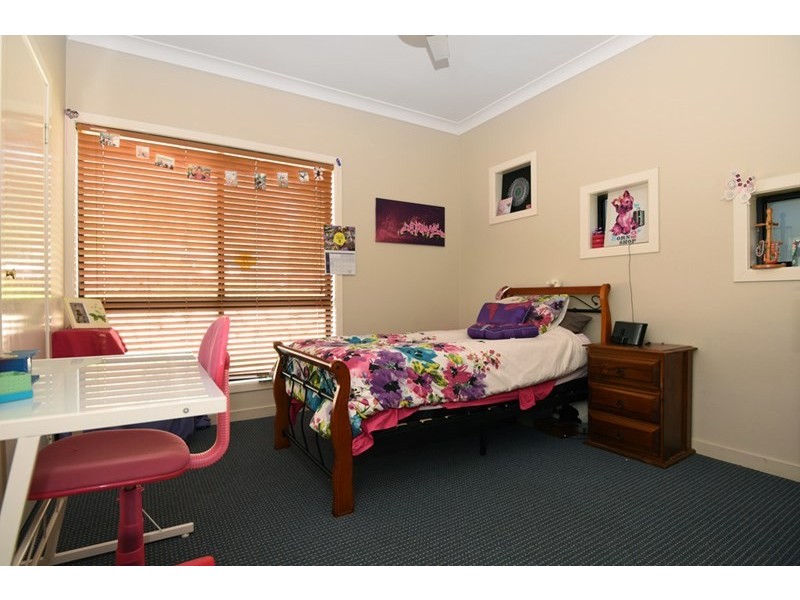14 Charmaine Court, Highfields QLD 4352