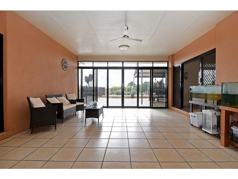 14 Charmaine Court, Highfields QLD 4352
