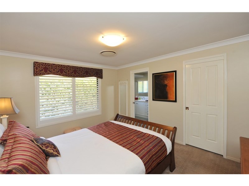 5 Weis Crescent, Middle Ridge QLD 4350