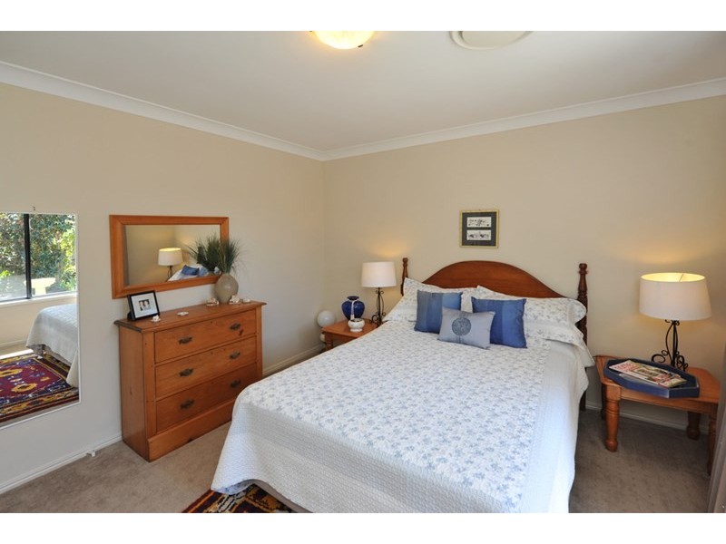 5 Weis Crescent, Middle Ridge QLD 4350