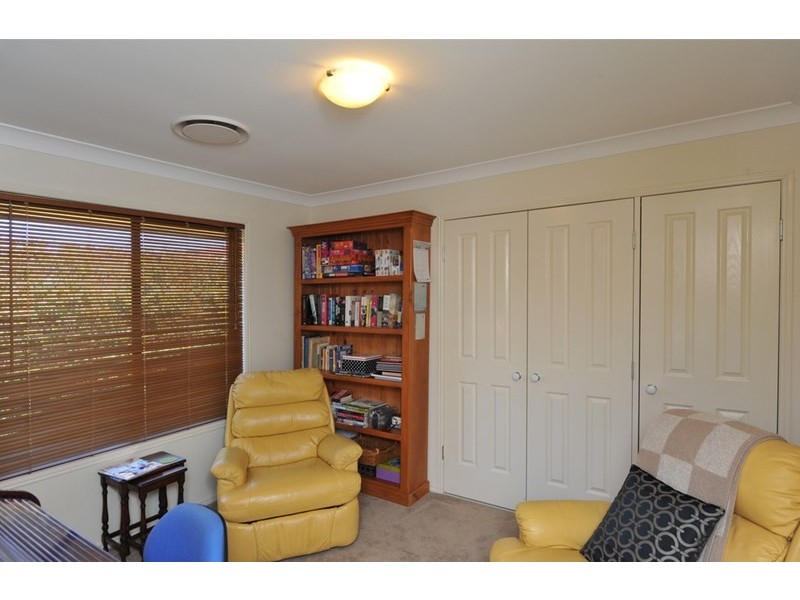 5 Weis Crescent, Middle Ridge QLD 4350