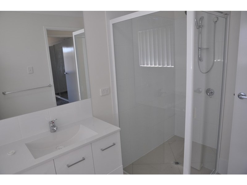 15 Cashmore Street, Wyreema QLD 4352