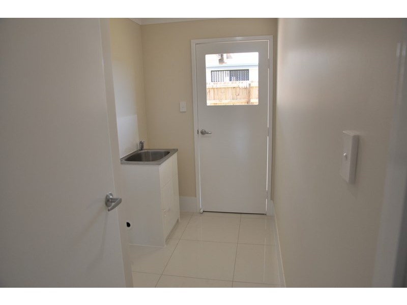 27 Cashmore Street, Wyreema QLD 4352