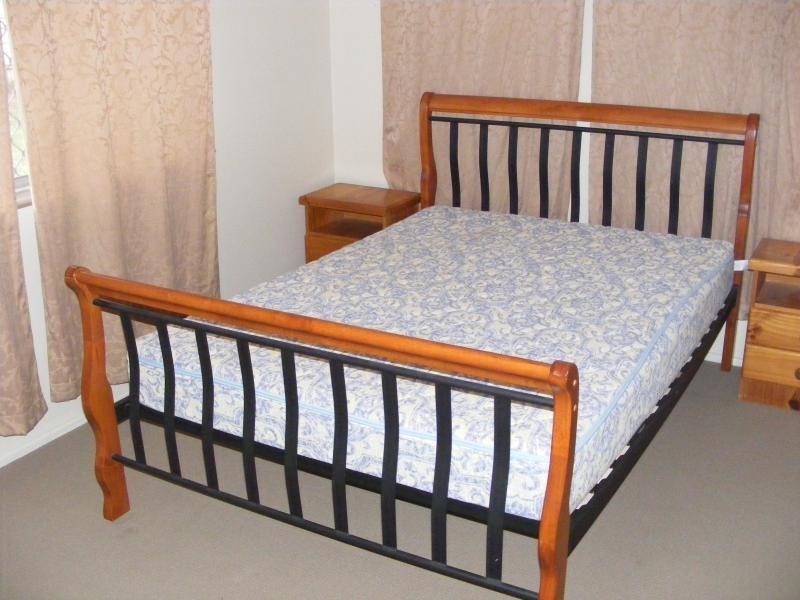 16 Leahy Street, Rockville QLD 4350