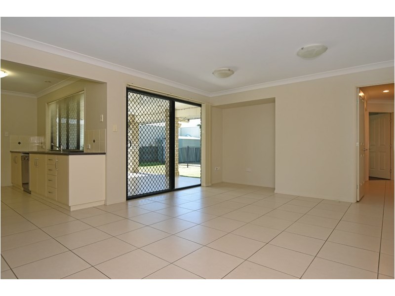 4 Barambah Street, Glenvale QLD 4350