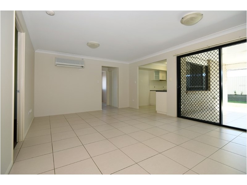 4 Barambah Street, Glenvale QLD 4350