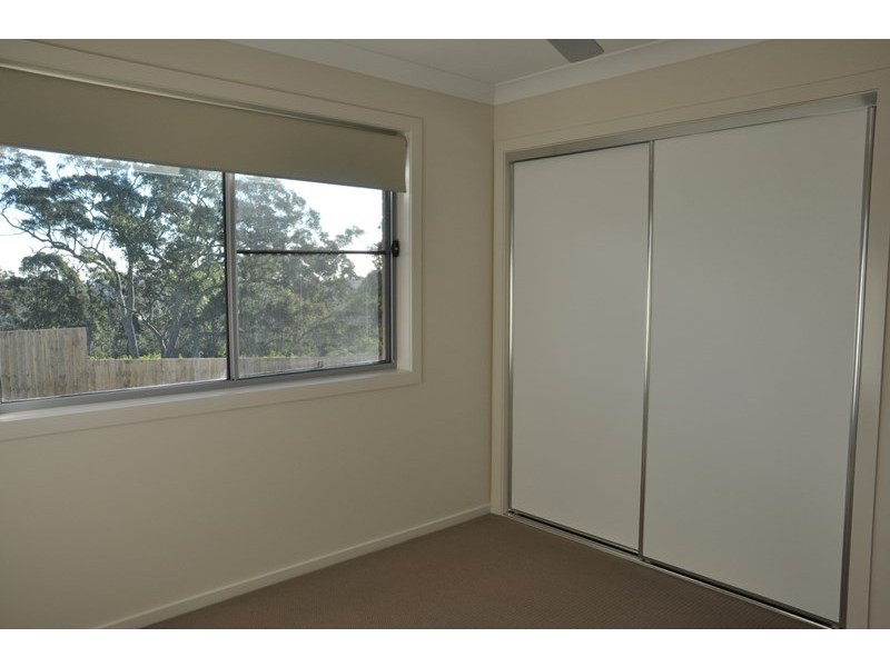 33 Westview Drive, Mount Kynoch QLD 4350