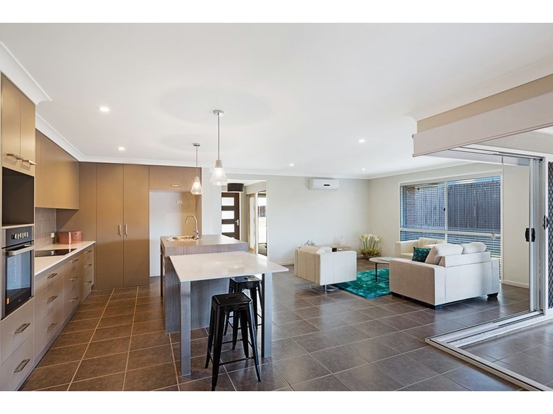 61 Sportsman Drive, Kleinton QLD 4352