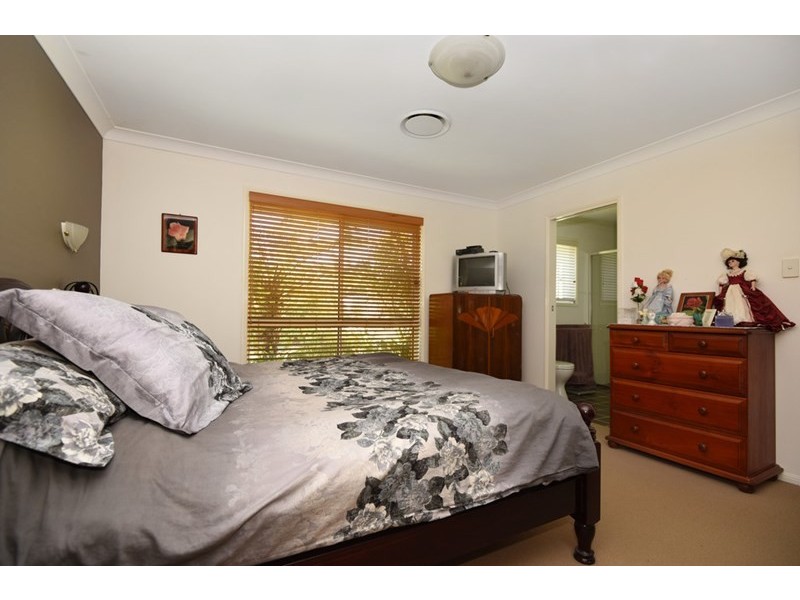 5 Powell Court, Highfields QLD 4352