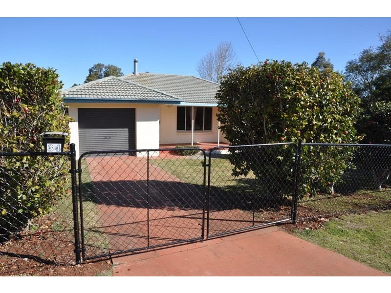 34 Long Street, Rangeville QLD 4350
