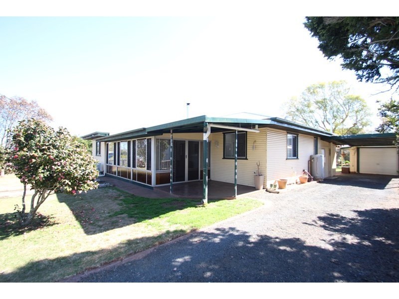 5 Devine Street, Harristown QLD 4350