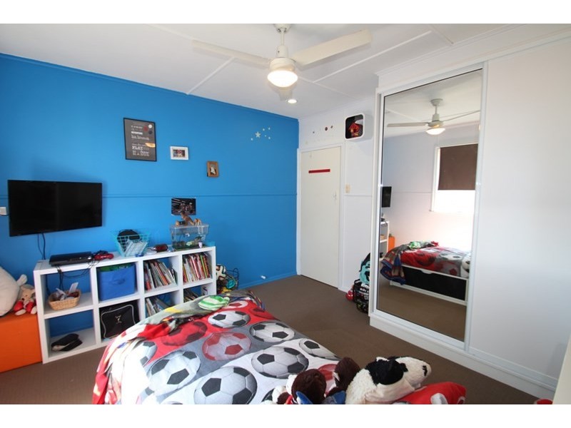 5 Devine Street, Harristown QLD 4350