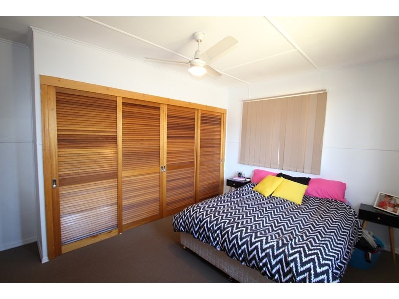 5 Devine Street, Harristown QLD 4350