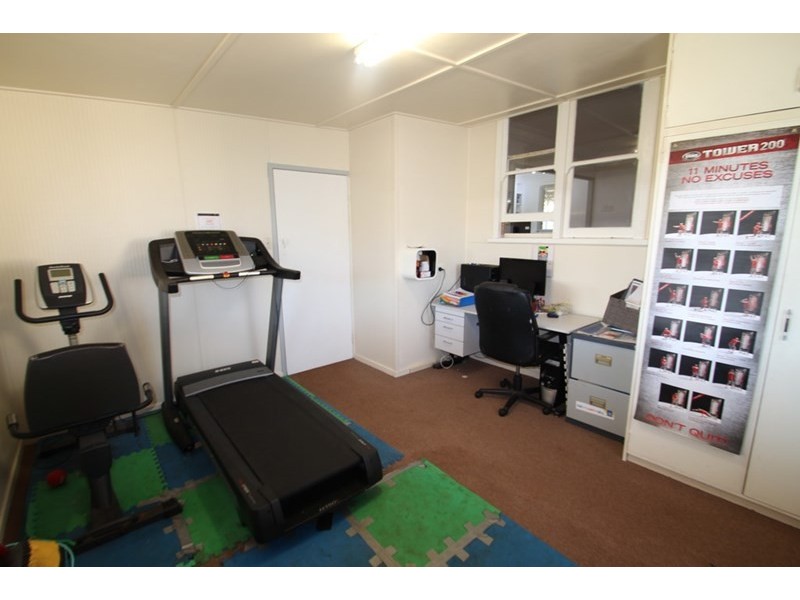 5 Devine Street, Harristown QLD 4350