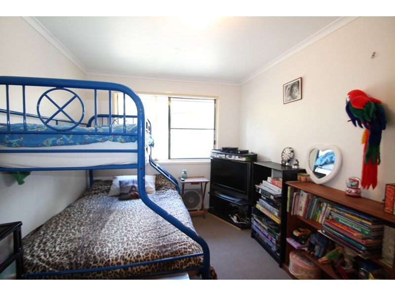 27 Emmanulla Drive, Kingsthorpe QLD 4400