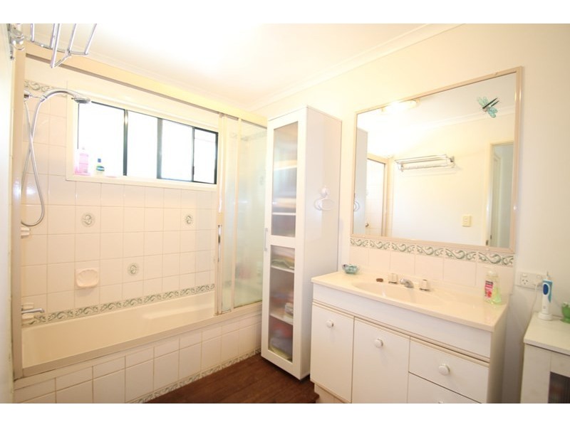 27 Emmanulla Drive, Kingsthorpe QLD 4400