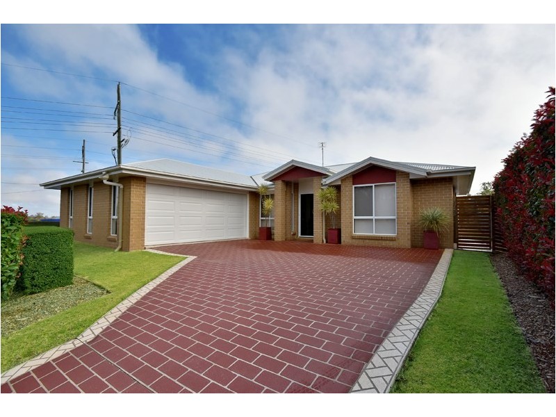 2 Trevean Drive, Kleinton QLD 4352