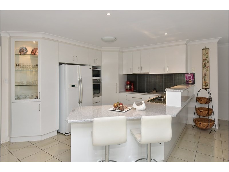 2 Trevean Drive, Kleinton QLD 4352