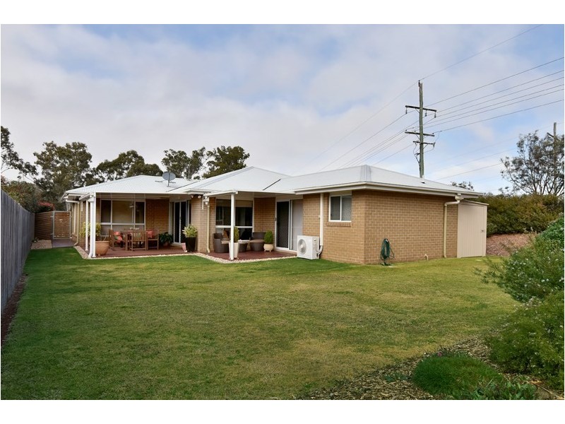 2 Trevean Drive, Kleinton QLD 4352