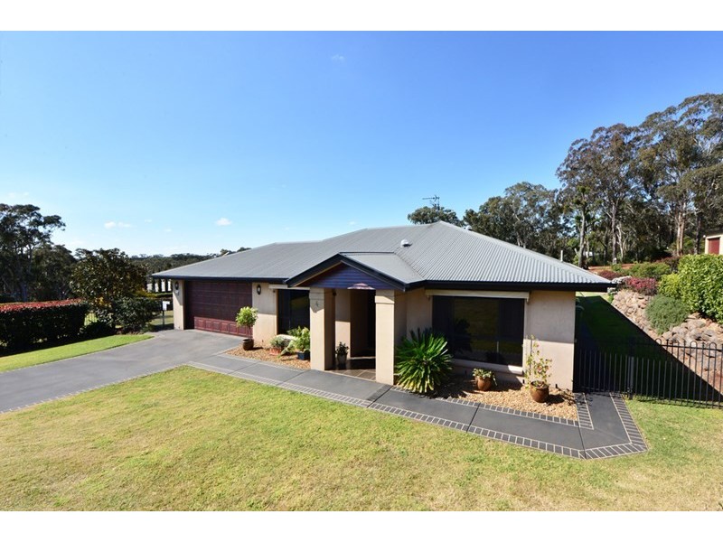 4 Holly Avenue, Highfields QLD 4352