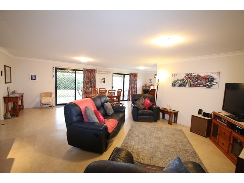 37 Catherine Crescent, Kingsthorpe QLD 4400