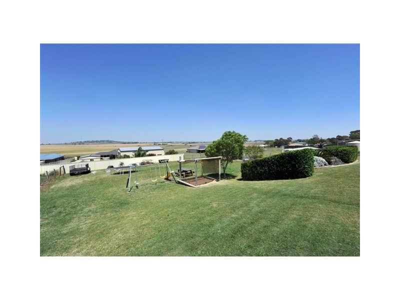 37 Catherine Crescent, Kingsthorpe QLD 4400