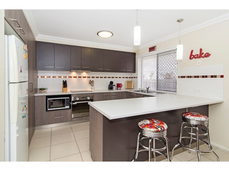 2 Wren Street, Highfields QLD 4352