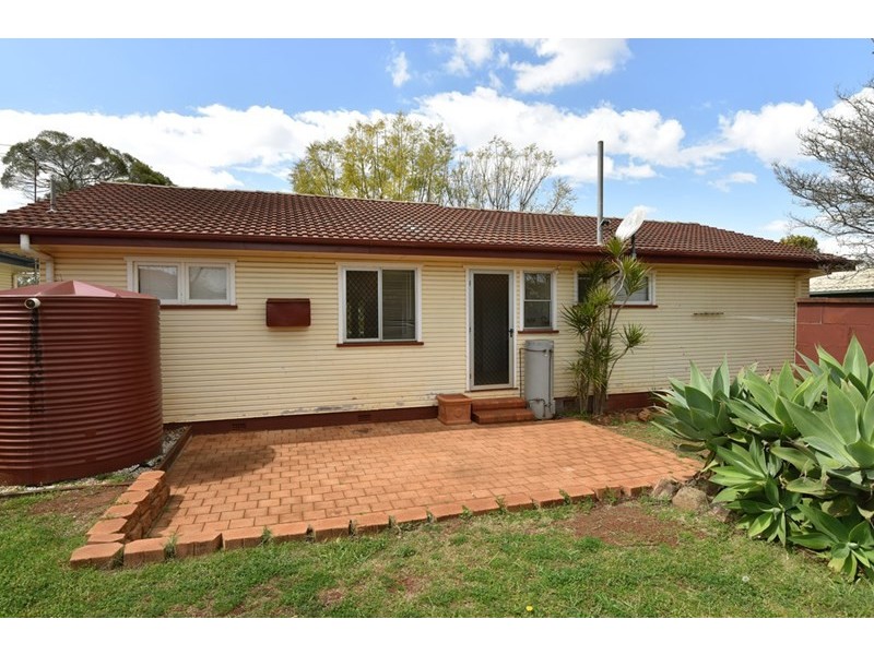 21 McCafferty Street, Wilsonton QLD 4350