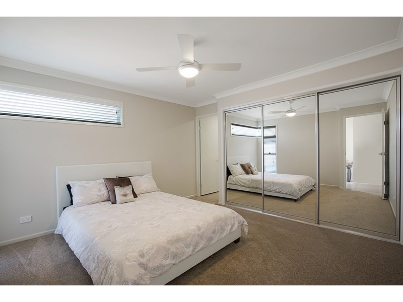 3/231a Mackenzie Street, Centenary Heights QLD 4350