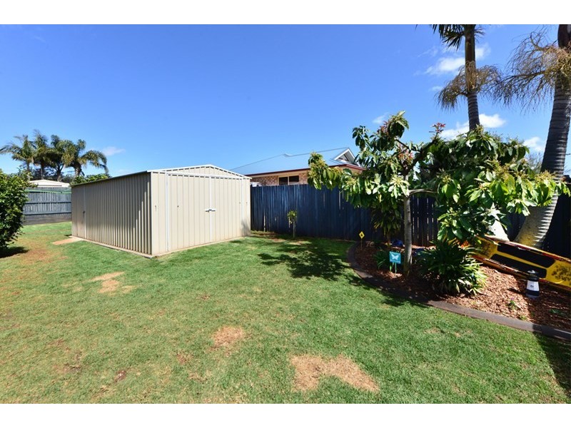 8 Prime Minister Drive, Middle Ridge QLD 4350