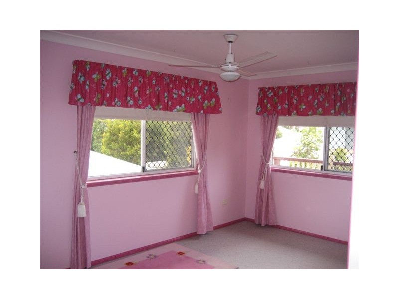 214 Ramsay Street, Middle Ridge QLD 4350