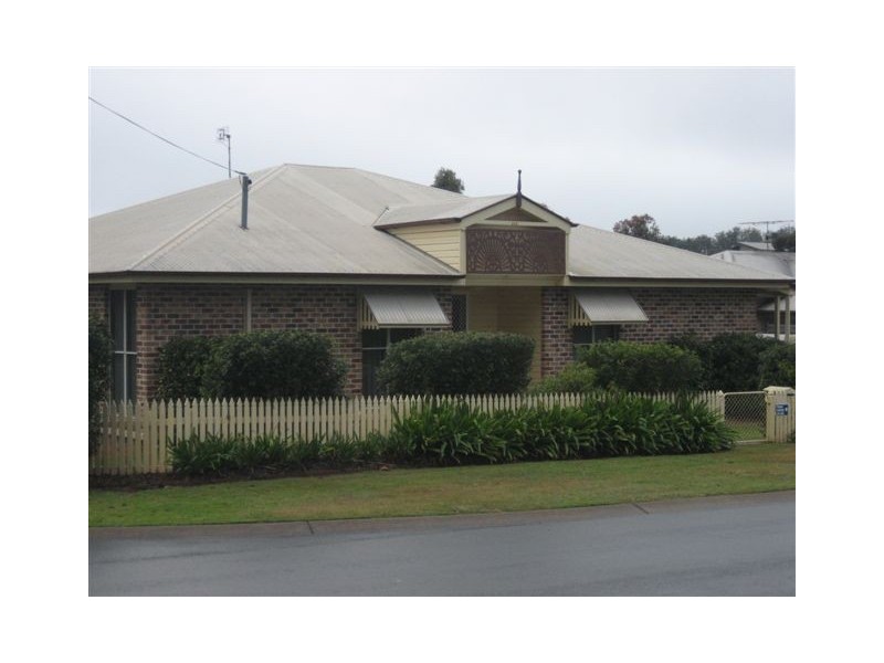 214 Ramsay Street, Middle Ridge QLD 4350