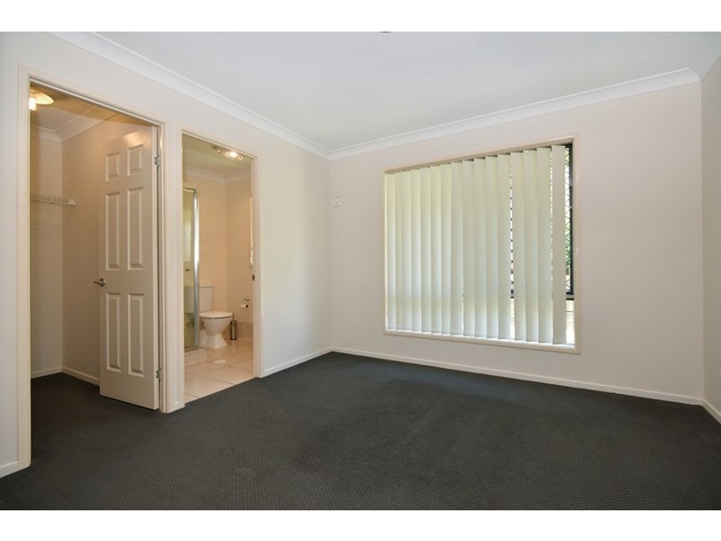 4 Cuttaburra Crescent, Glenvale QLD 4350