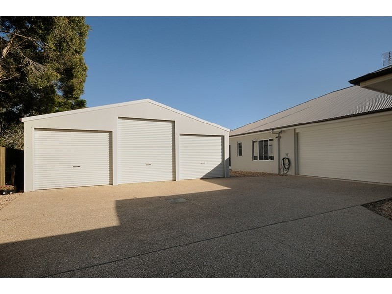 2 Colman Drive, Middle Ridge QLD 4350