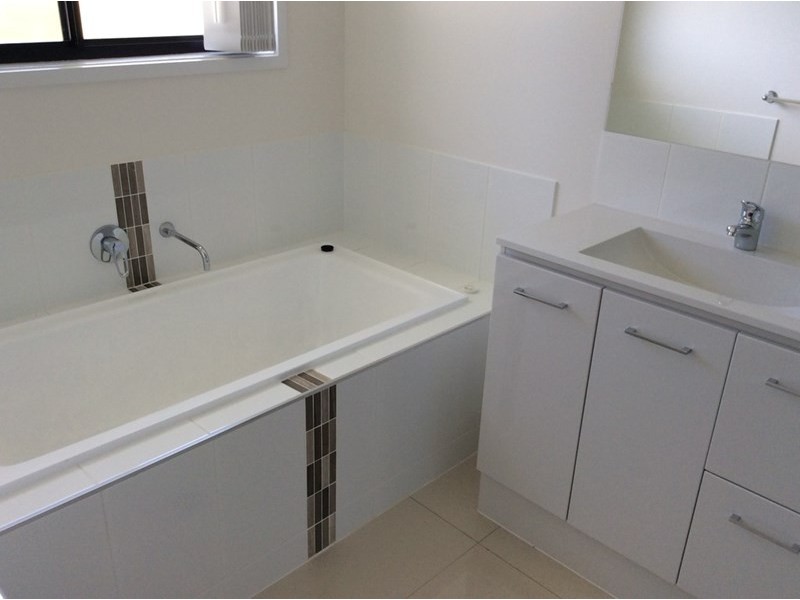 41 Tarcoola Street, Wyreema QLD 4352