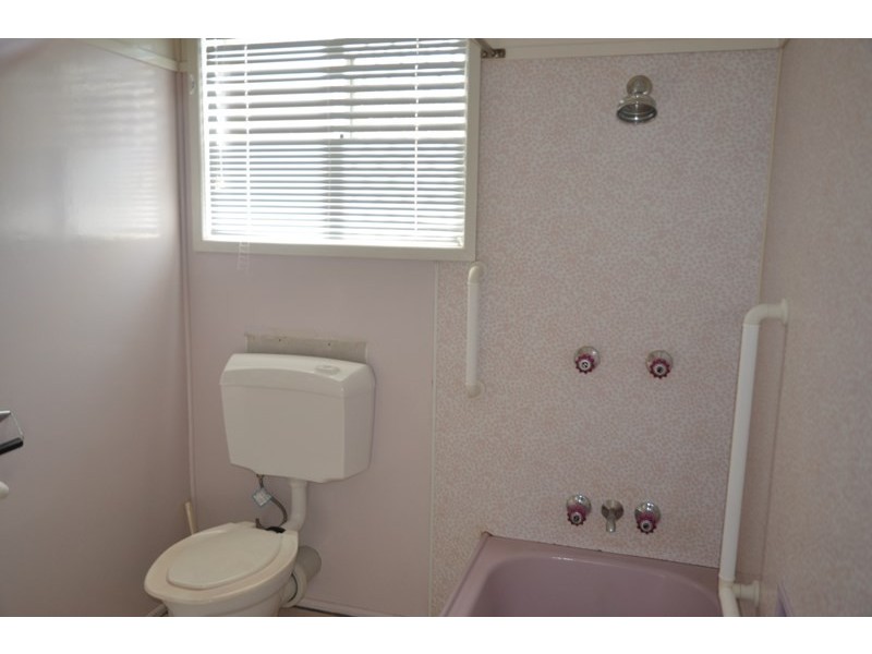 2/11 Rivett Street, South Toowoomba QLD 4350