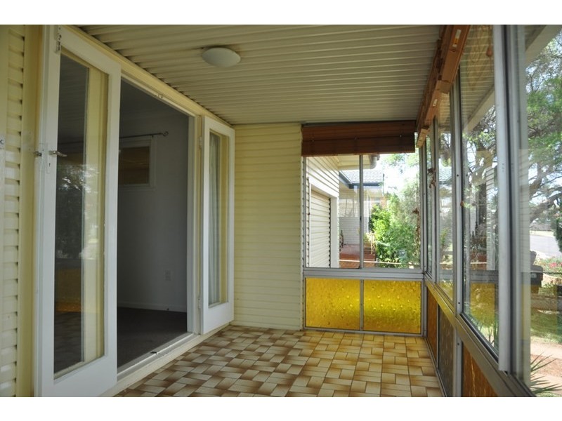 21 McCafferty Street, Wilsonton QLD 4350