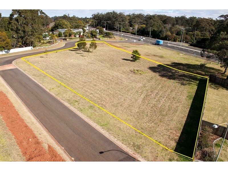 18 Eclipse Court, Highfields QLD 4352