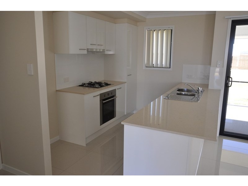 33 Tarcoola Street, Wyreema QLD 4352