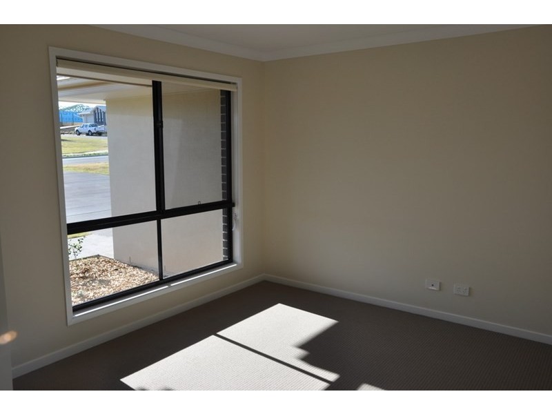 6 Kensei Street, Wyreema QLD 4352