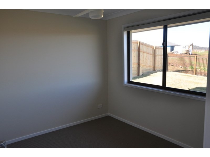 6 Kensei Street, Wyreema QLD 4352