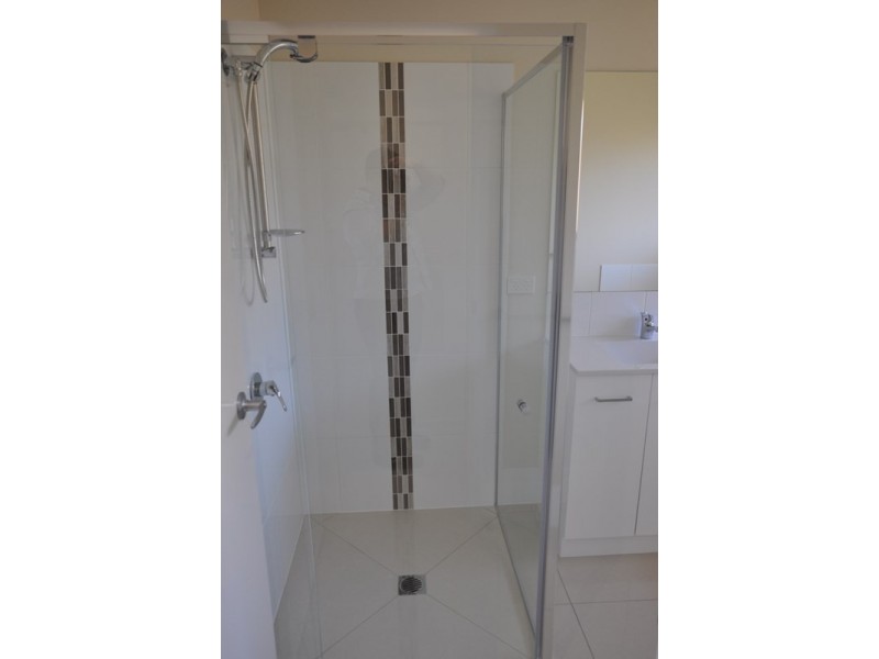 6 Kensei Street, Wyreema QLD 4352