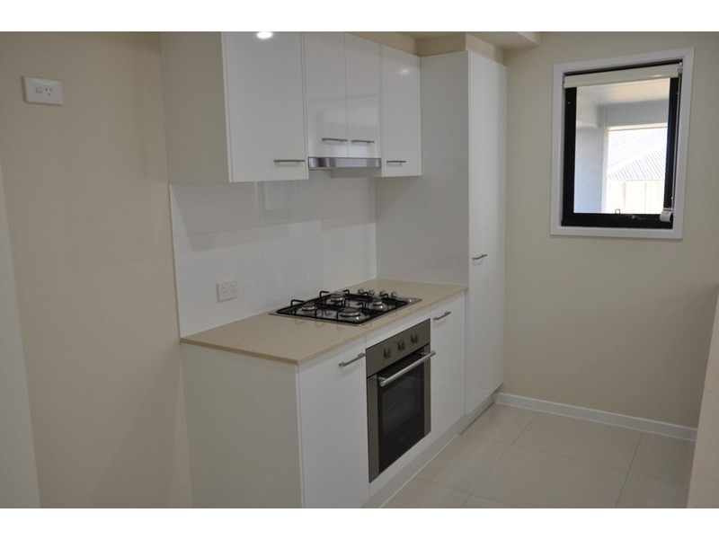 6 Kensei Street, Wyreema QLD 4352