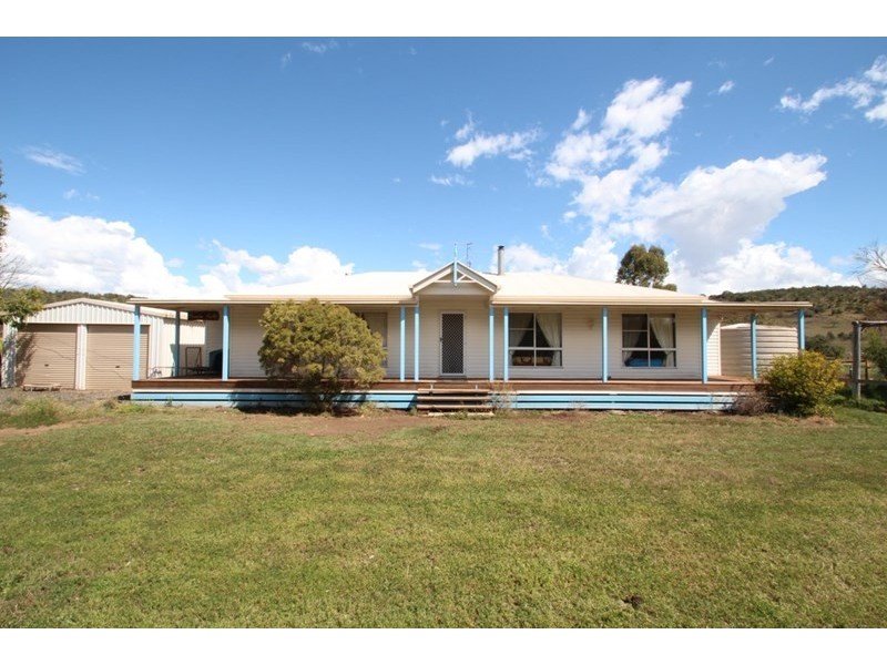 24 Cooks Road, Glencoe QLD 4352