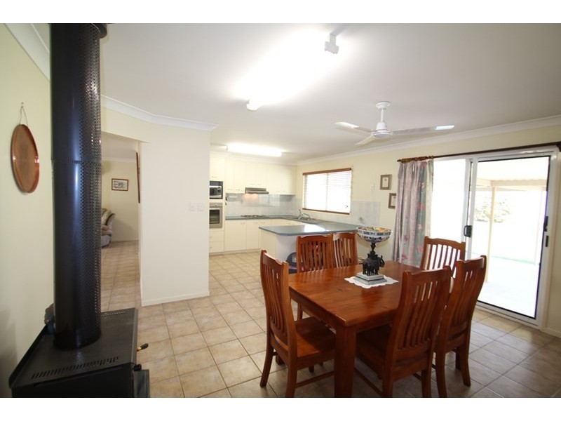 24 Cooks Road, Glencoe QLD 4352